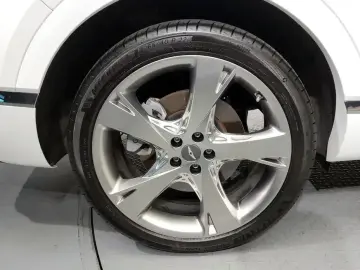 2023 Genesis GV80 с пробегом 19 203 км