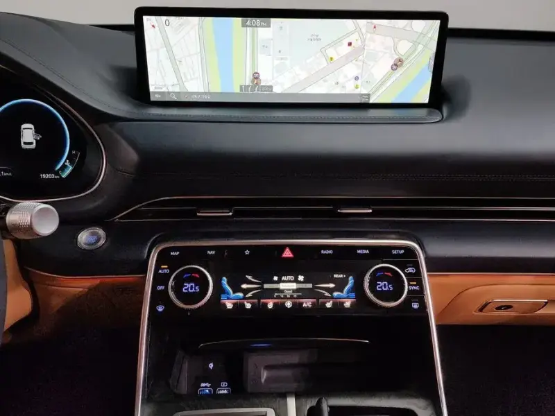 2023 Genesis GV80 с пробегом 19 203 км