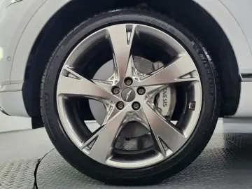 2023 Genesis GV80 с пробегом 25 166 км