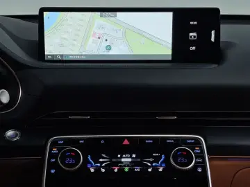 2023 Genesis GV80 с пробегом 25 166 км