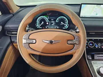 2023 Genesis GV80 с пробегом 25 166 км