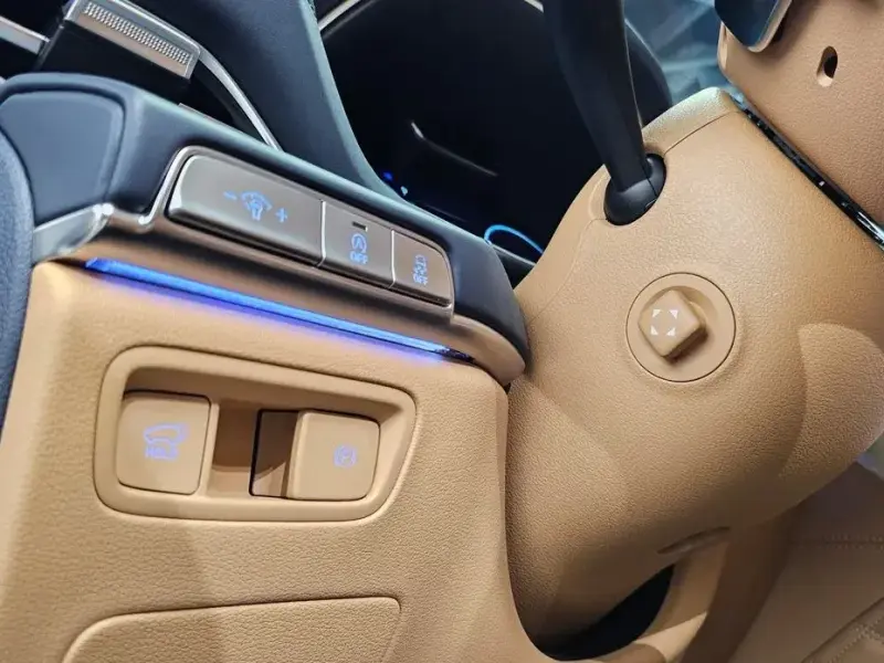 2023 Genesis GV80 с пробегом 25 166 км