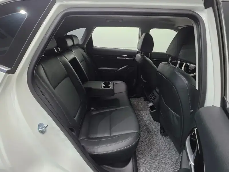 2024 Kia Seltos с пробегом 10 687 км