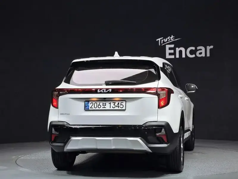 2025 Kia Seltos с пробегом 12 158 км