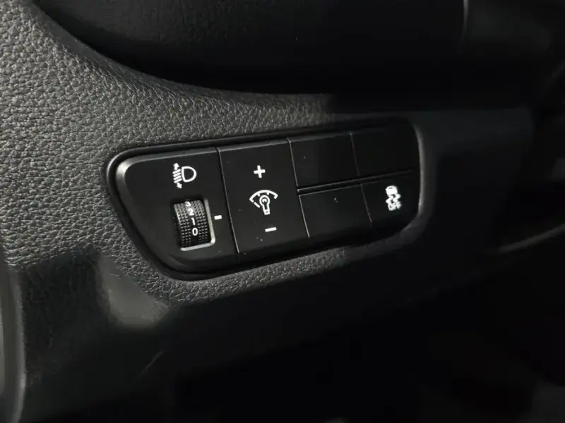 2025 Kia Seltos с пробегом 12 158 км