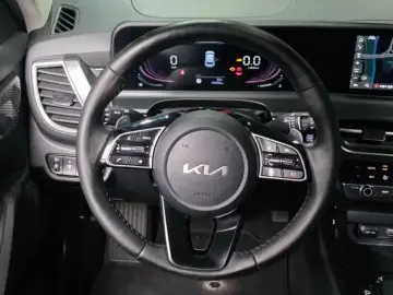 2024 Kia Seltos с пробегом 72 559 км