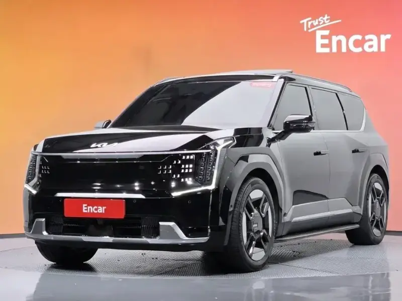 2023 Kia EV9 с пробегом 64 235 км