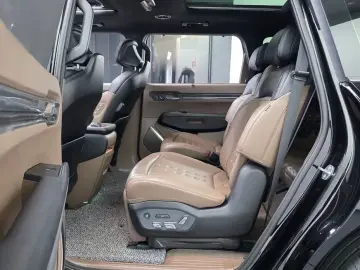 2023 Kia EV9 с пробегом 64 235 км