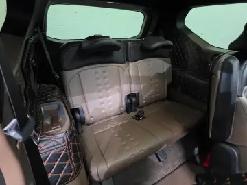 2023 Kia EV9 с пробегом 64 235 км