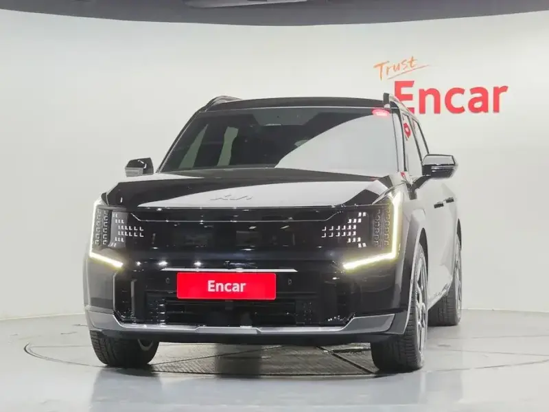 2024 Kia EV9 с пробегом 38 353 км