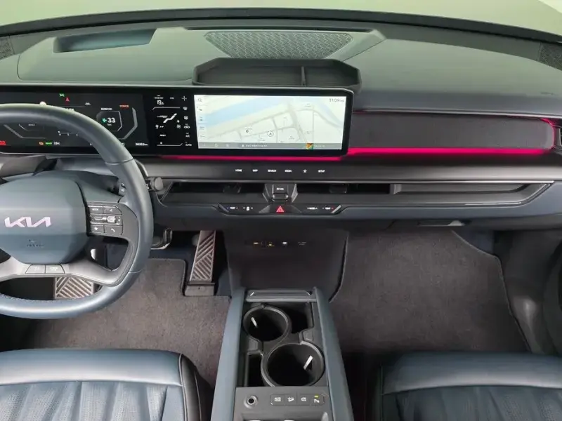 2024 Kia EV9 с пробегом 38 353 км