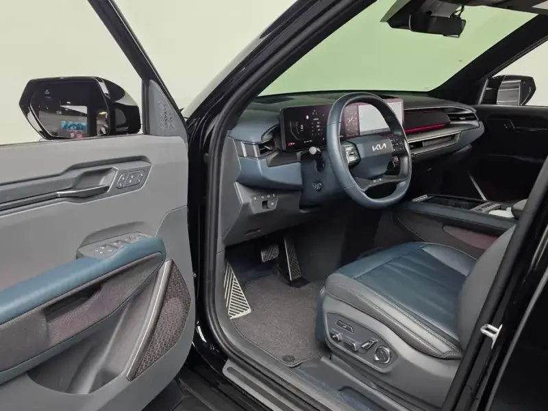 2024 Kia EV9 с пробегом 38 353 км