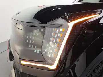 2024 Kia EV9 с пробегом 38 353 км
