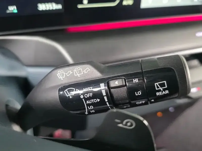 2024 Kia EV9 с пробегом 38 353 км