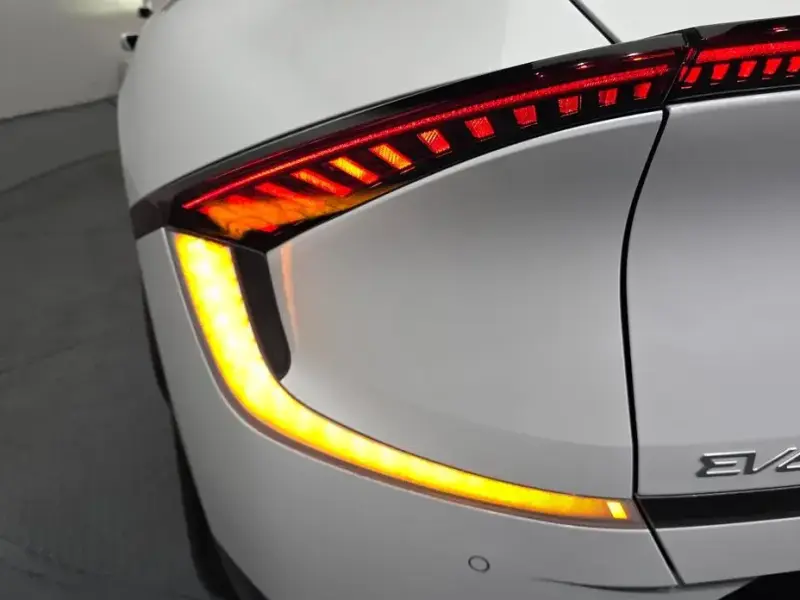2024 Kia EV6 с пробегом 67 920 км
