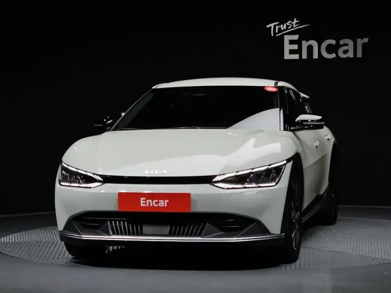 2023 Kia EV6 с пробегом 18 475 км