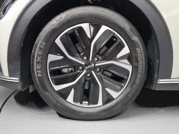 2023 Kia EV6 с пробегом 18 475 км