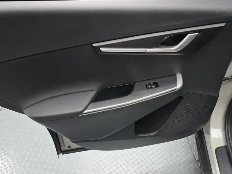 2023 Kia EV6 с пробегом 18 475 км
