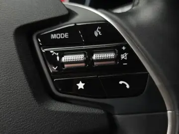 2023 Kia EV6 с пробегом 18 475 км