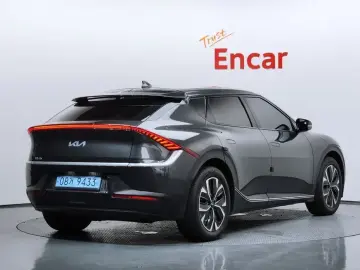 2023 Kia EV6 с пробегом 57 282 км