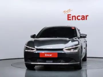 2023 Kia EV6 с пробегом 57 282 км