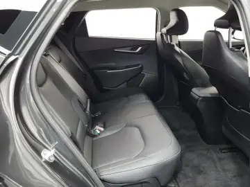 2023 Kia EV6 с пробегом 57 282 км