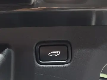 2023 Kia EV6 с пробегом 57 282 км