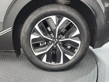 2023 Kia EV6 с пробегом 57 282 км