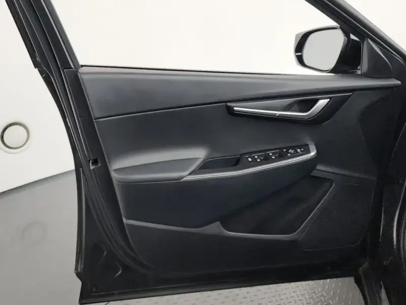 2023 Kia EV6 с пробегом 57 282 км