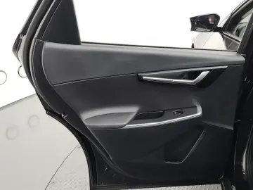 2023 Kia EV6 с пробегом 57 282 км