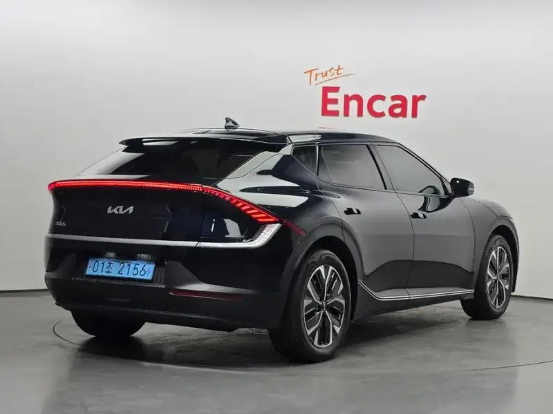 2022 Kia EV6 с пробегом 51 794 км