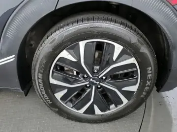 2022 Kia EV6 с пробегом 51 794 км