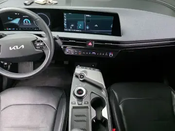2022 Kia EV6 с пробегом 51 794 км