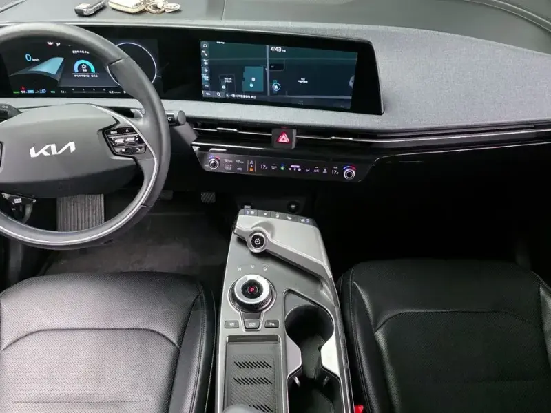 2022 Kia EV6 с пробегом 51 794 км