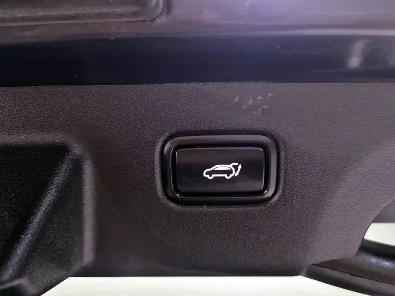 2022 Kia EV6 с пробегом 51 794 км