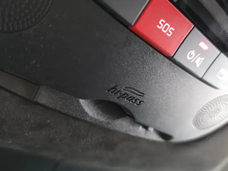 2022 Kia EV6 с пробегом 30 249 км