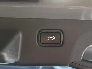 2022 Kia EV6 с пробегом 30 249 км