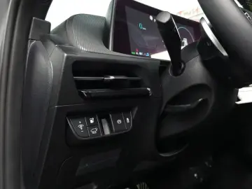 2022 Kia EV6 с пробегом 30 249 км