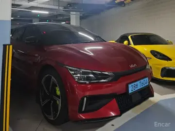 2023 Kia EV6 с пробегом 22 000 км