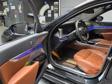 2023 BMW i7 с пробегом 22 823 км