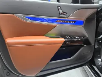 2023 BMW i7 с пробегом 22 823 км