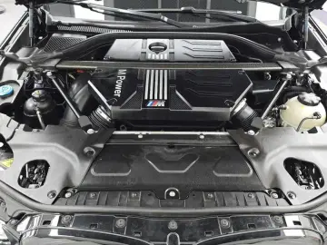 2024 BMW X5 M с пробегом 22 994 км