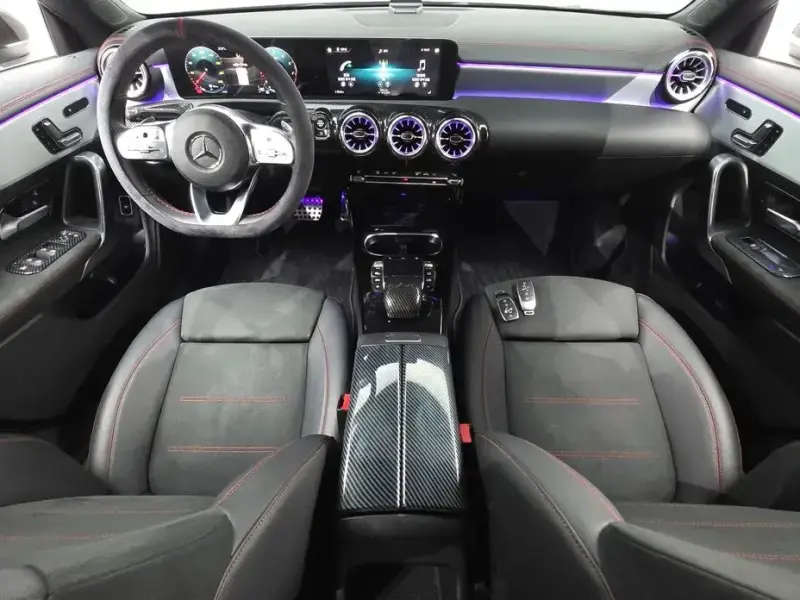 2021 Mercedes-Benz CLA с пробегом 61 997 км