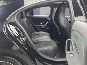 2021 Mercedes-Benz CLA с пробегом 61 997 км