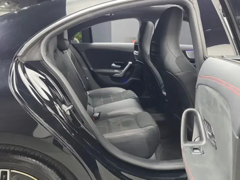 2021 Mercedes-Benz CLA с пробегом 61 997 км