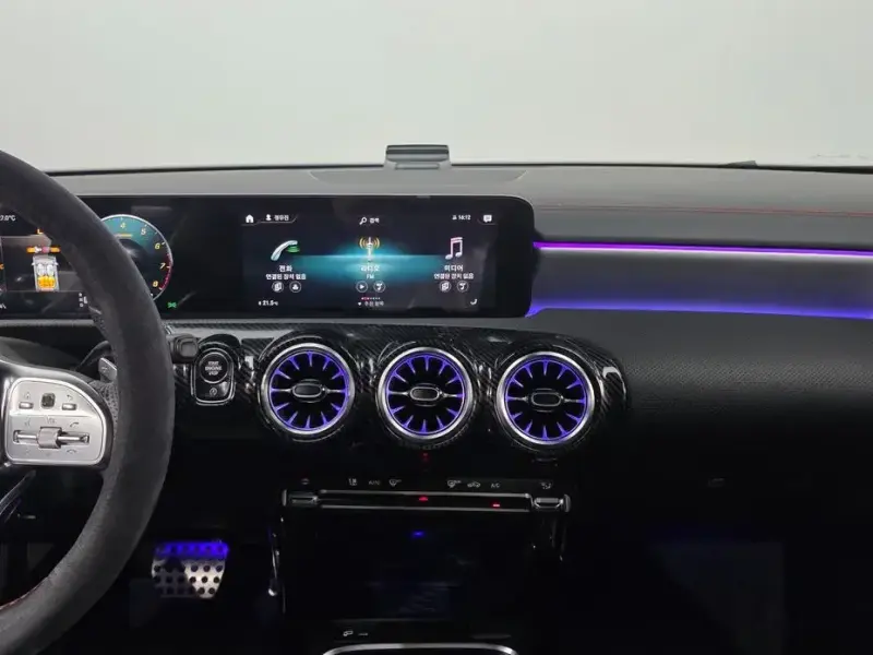 2021 Mercedes-Benz CLA с пробегом 61 997 км