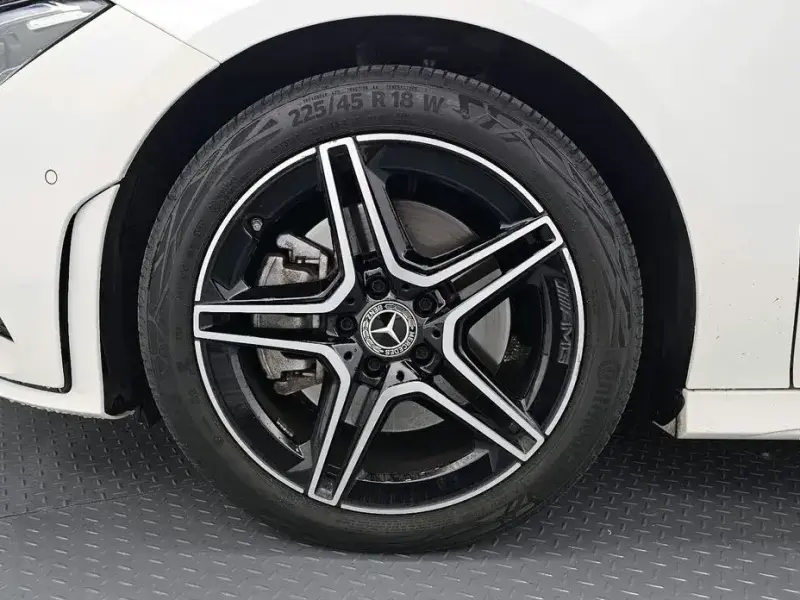 2022 Mercedes-Benz CLA с пробегом 7 528 км