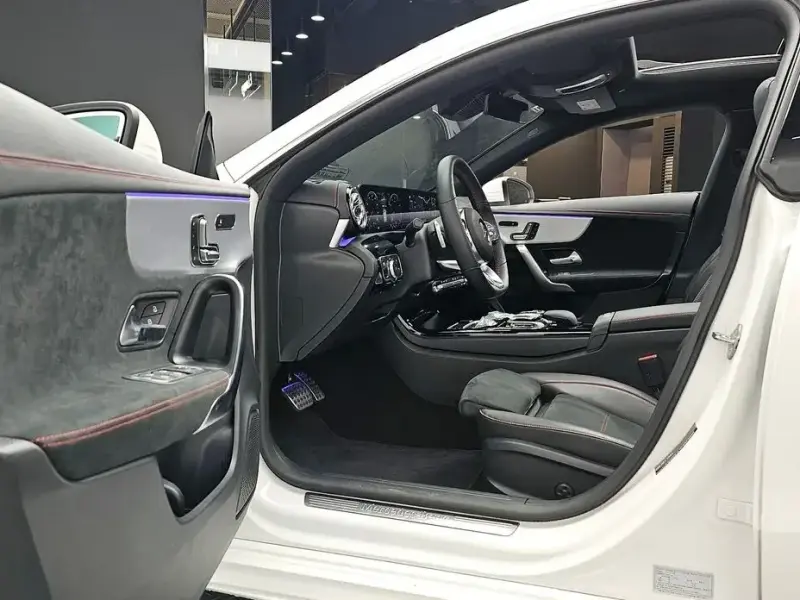 2022 Mercedes-Benz CLA с пробегом 7 528 км