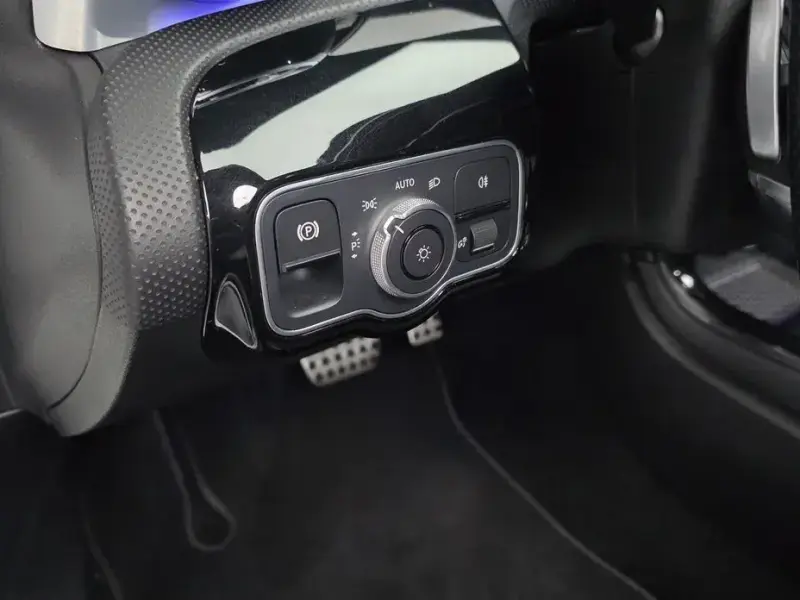 2023 Mercedes-Benz CLA с пробегом 27 928 км
