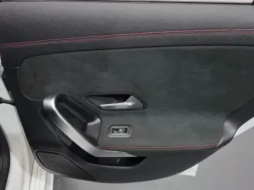 2023 Mercedes-Benz CLA с пробегом 27 928 км